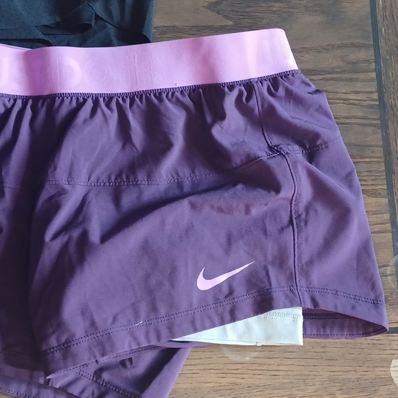 3xnike size small shorts - Picture 2 of 7